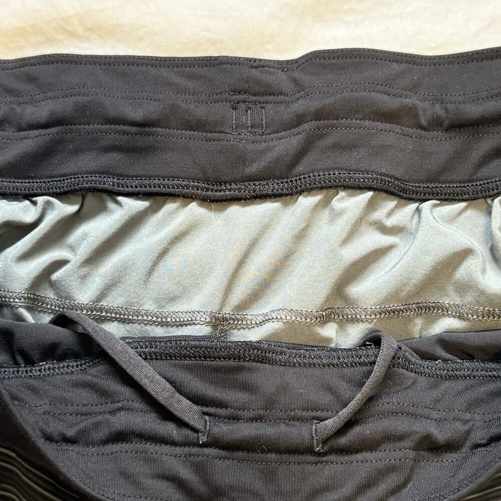 Lululemon Mens M Pace Breaker Shorts Space Dye Gray Stripe Athletic Gym Training - Picture 8 of 10